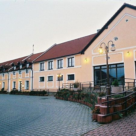 Pension U Svateho Jana Hradec Králové Eksteriør bilde