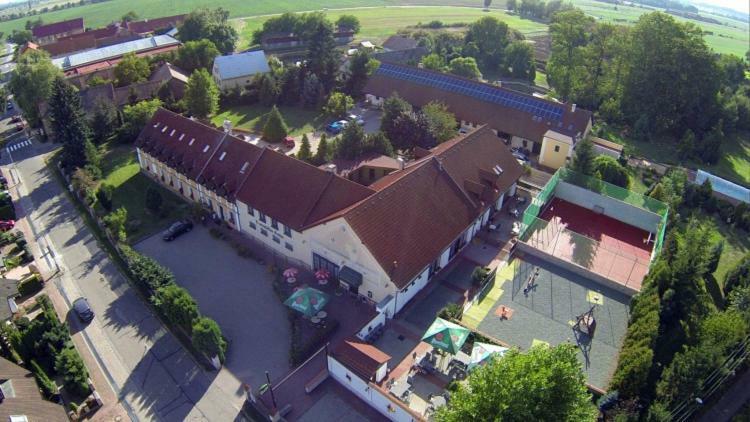 Pension U Svateho Jana Hradec Králové Eksteriør bilde